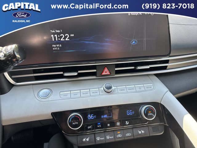 Used 2023 White Hyundai Limited image 27