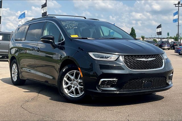 Used 2022 Chrysler Pacifica For Sale in OLIVE BRANCH, MS