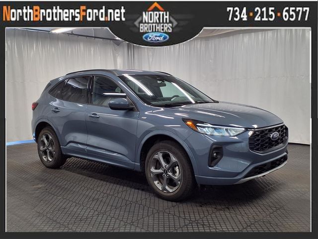 2024 Ford Escape - Image 1