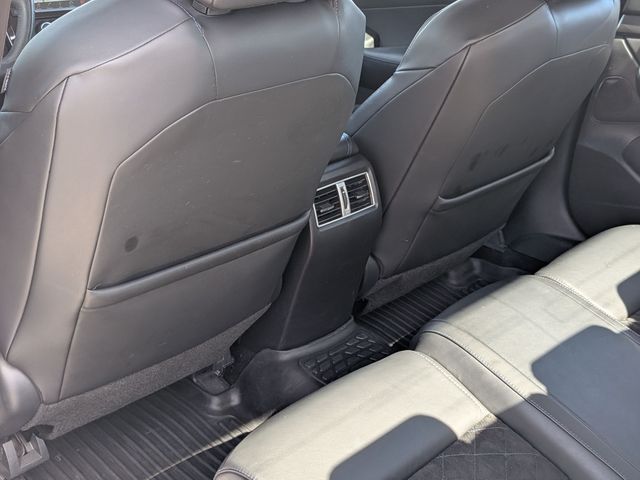 2017 Nissan Maxima - Image 27