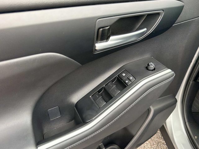 Used 2023 Toyota Highlander SUV