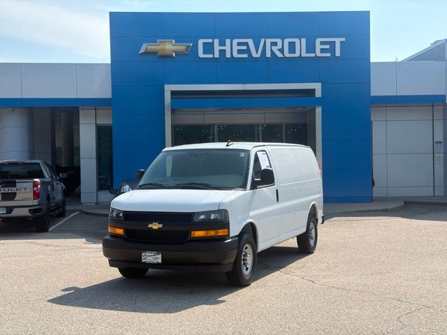  2025 Chevrolet Express Cargo 2500 RWD   