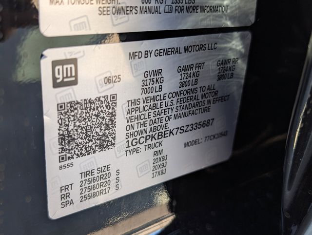 New 2025 Black Chevrolet Custom image 27