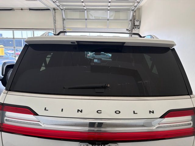 2020 Lincoln Navigator L Black Label - 6