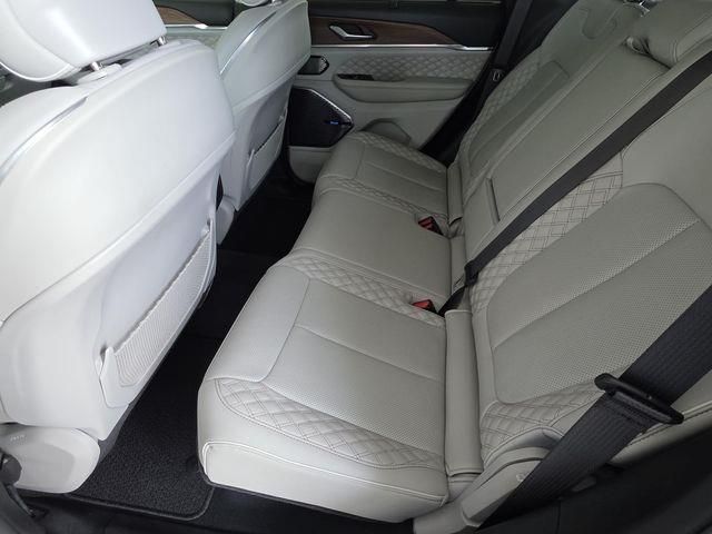 Used 2023 Jeep Grand Cherokee SUV