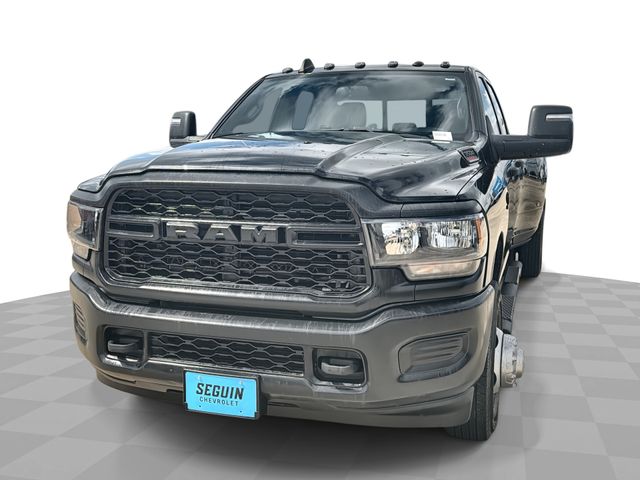 Diamond Black 2024 RAM 3500 Tradesman Crew Cab LB DRW 4WD Pickup Truck Four-Wheel Drive 6-Speed Automatic