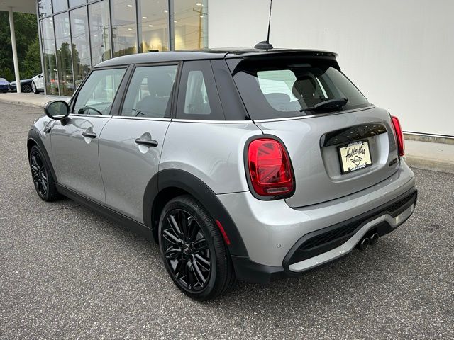 2024 MINI Cooper S Signature 7