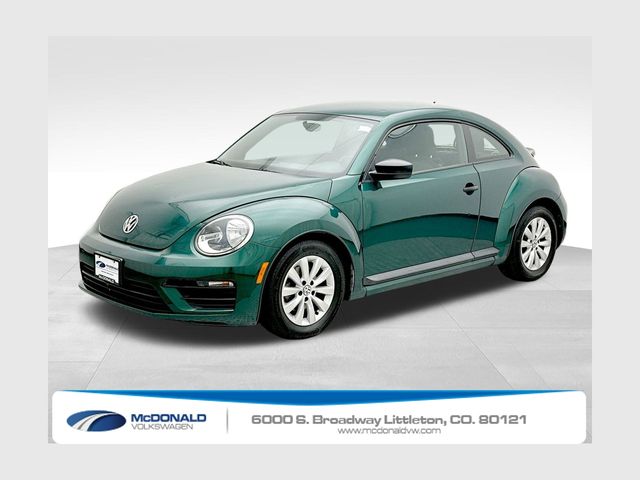 Green Metallic 2018 Volkswagen Beetle 2.0T S Hatchback FWD Hatchback Front-Wheel Drive 6-Speed Automatic