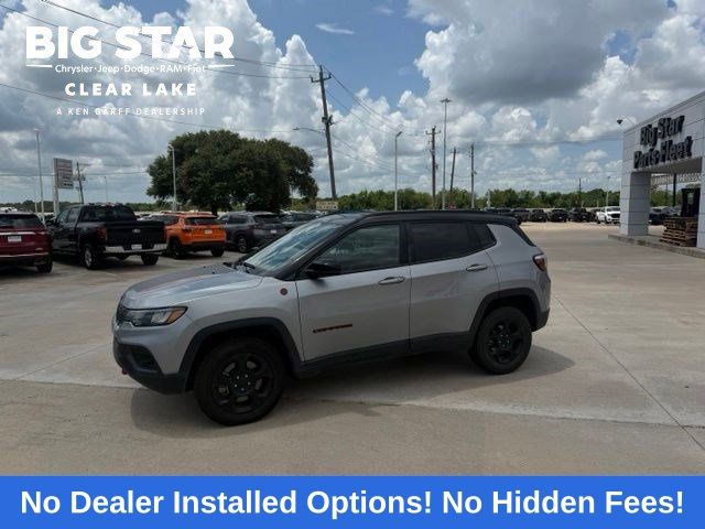 2024 Jeep Compass Trailhawk Gray at Durrett Motor Company