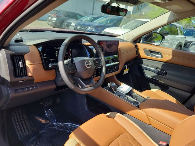 View vehicle photo 7