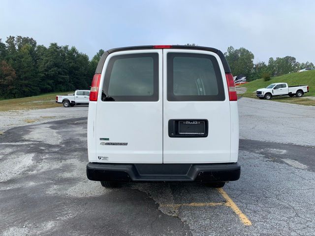 Used 2011 White Chevrolet Work Van image 7