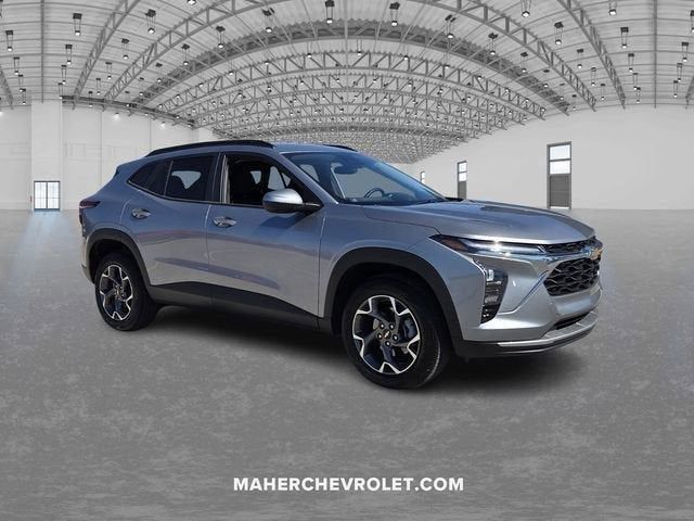 Sterling Gray Metallic 2025 Chevrolet Trax LT FWD SUV / Crossover Front-Wheel Drive 6-Speed Automatic