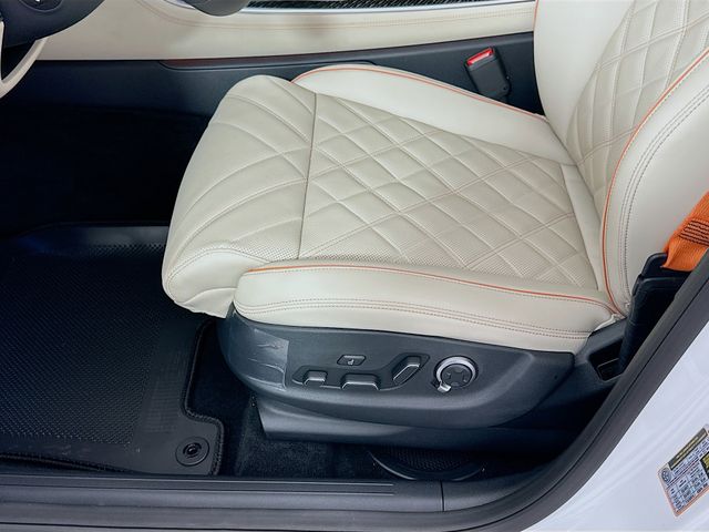 Thumbnail: 2026 Genesis GV70 - 21