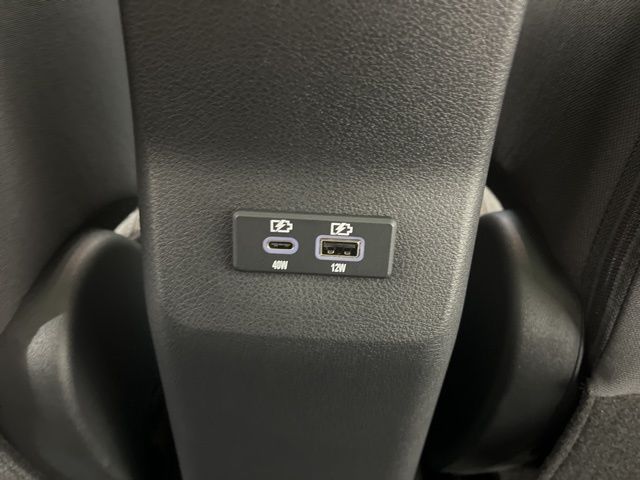 2025 Aspen White Tricoat Nissan Kicks SV FWD SUV