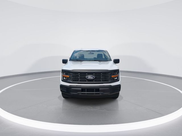 New 2026 Oxford White Ford XL image 3