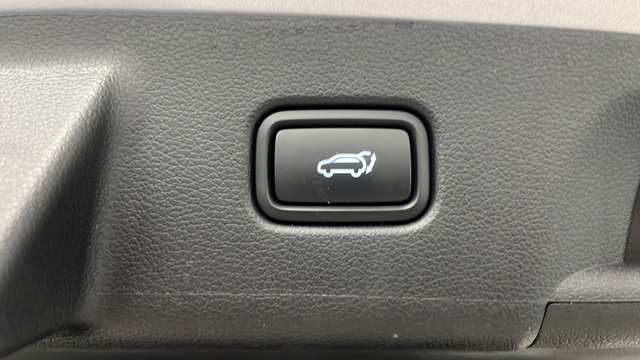 Used 2025 Typhoon Silver Hyundai SEL image 30