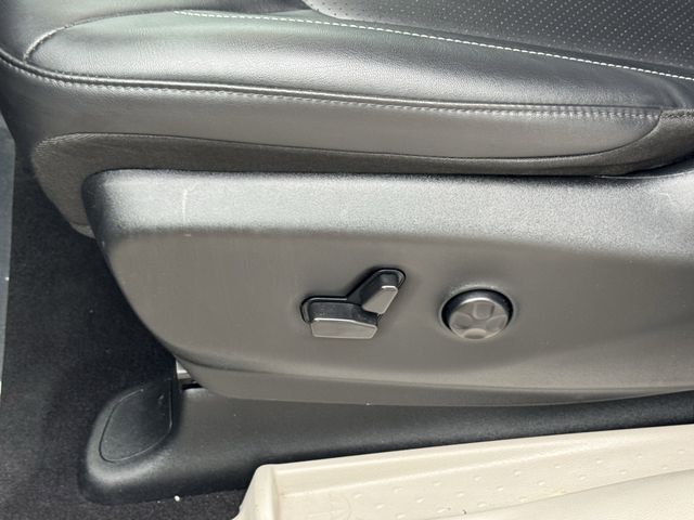 2024 Chrysler Pacifica Touring L White at Community Honda