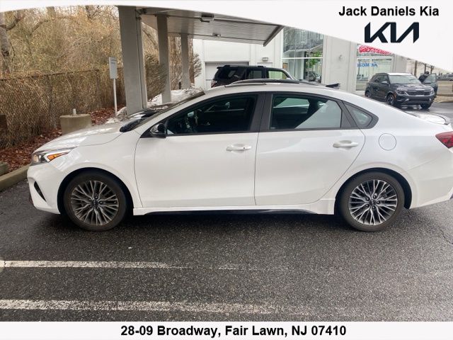 2023 Kia Forte GT-Line FWD