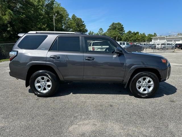 2022 Toyota 4Runner SR5 Premium 6