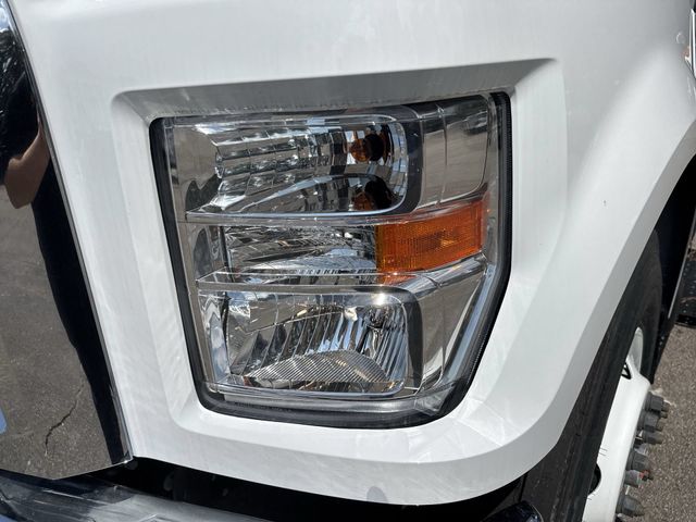 New 2026 White Ford 16FT DUMP/NO SIDES image 11