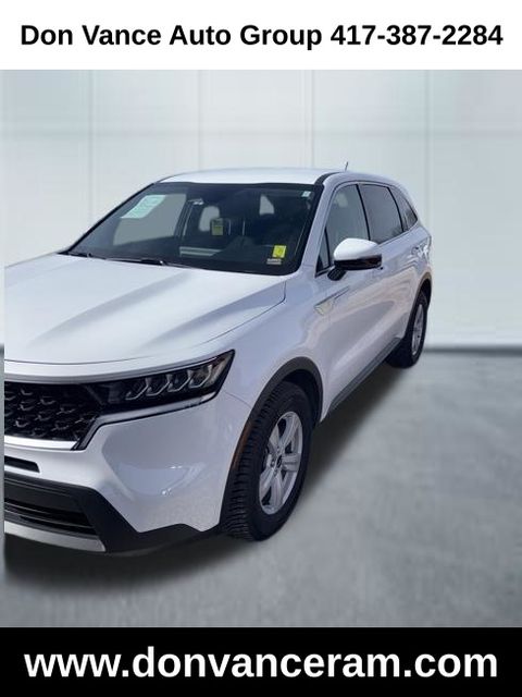 Glacial White Pearl 2022 Kia Sorento LX FWD SUV / Crossover Front-Wheel Drive 8-Speed Automatic