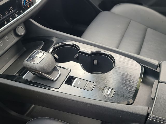 Used 2024 Nissan Rogue SUV