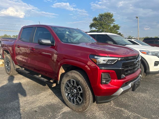 Radiant Red 2025 Chevrolet Colorado Pickup Truck Four-Wheel Drive 8-Speed Automatic