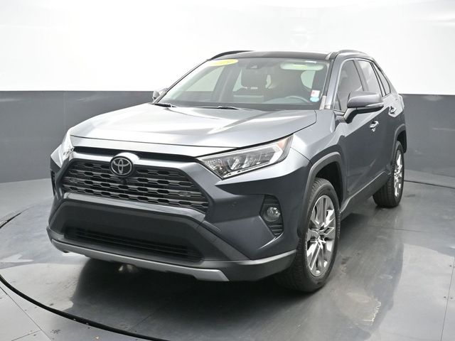 Magnetic Gray Metallic 2019 Toyota RAV4 Limited FWD SUV / Crossover Front-Wheel Drive 8-Speed Automatic