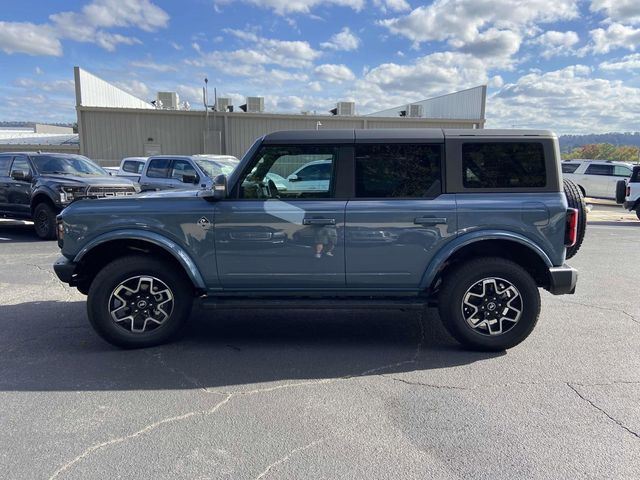 2024 Ford Bronco Outer Banks 7