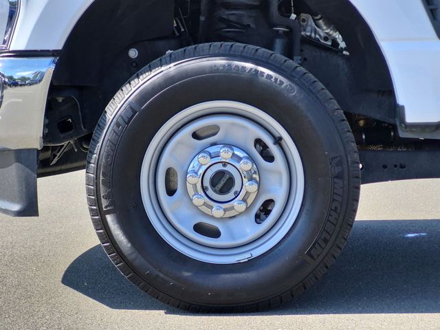 Used 2024 White Ford XL image 17