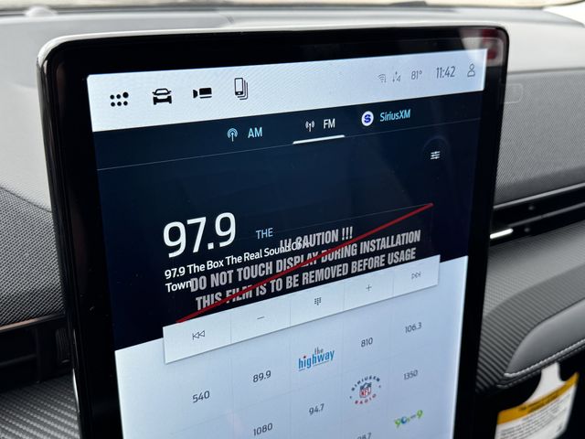 New 2026 Black Ford Select image 16