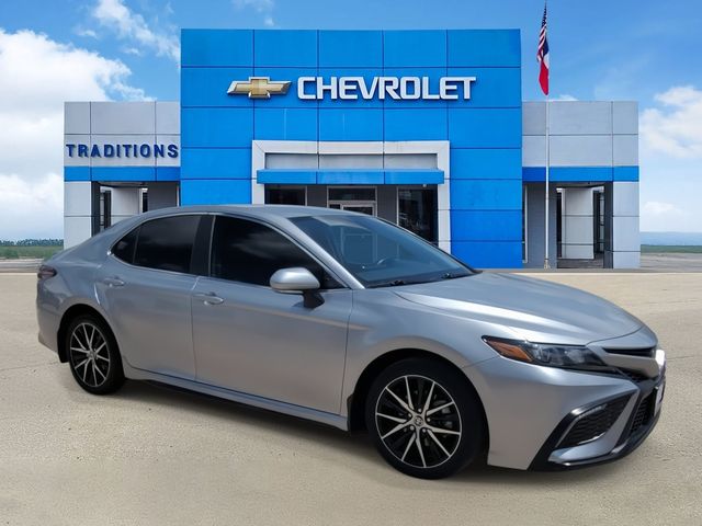 2024 Toyota Camry SE - 1