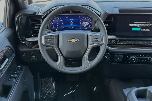 2025 Chevrolet Silverado 1500 LT 11