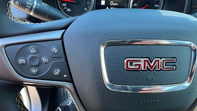 2024 GMC Terrain AT4 32