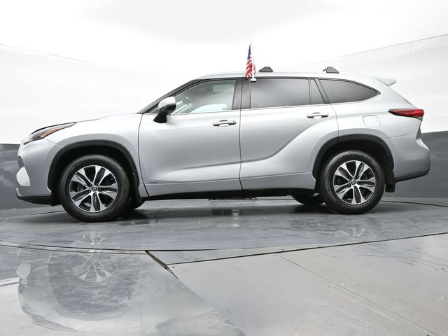 2022 Toyota Highlander Hybrid XLE 38