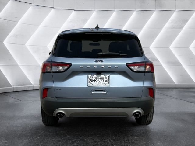 2022 Ford Escape SE photo