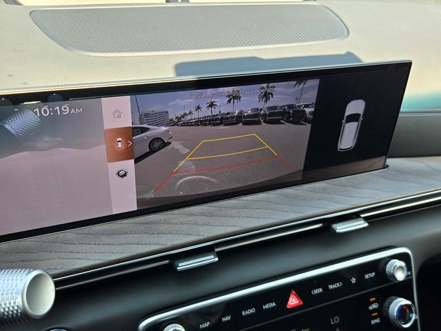 2027 Genesis GV80