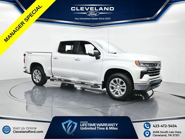 White (Iridescent Pearl Tricoat) 2025 Chevrolet Silverado 1500 Pickup Truck Four-Wheel Drive Automatic