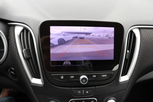 2023 Chevrolet Malibu LT photo