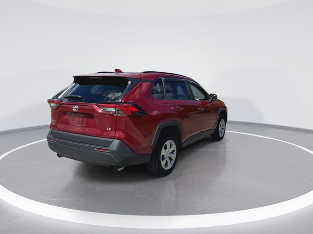 Used 2020 Red Toyota LE image 10