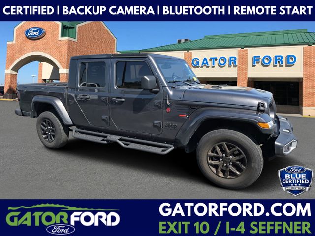 Gray (Granite Crystal Metallic Clearcoat) 2023 Jeep Gladiator Sport Crew Cab 4WD Pickup Truck Four-Wheel Drive 8-Speed Automatic