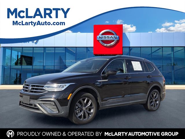 Deep Black Pearl 2023 Volkswagen Tiguan SUV / Crossover All-Wheel Drive 8-Speed Automatic