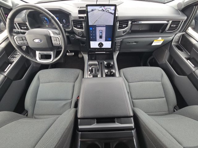 2024 Ford F-150 Lightning Flash:L166959A