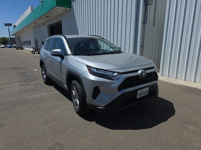 Silver Sky Metallic 2024 Toyota RAV4 SUV / Crossover Front-Wheel Drive 8-Speed Automatic