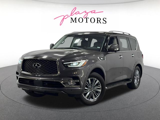 2023 INFINITI QX80 LUXE