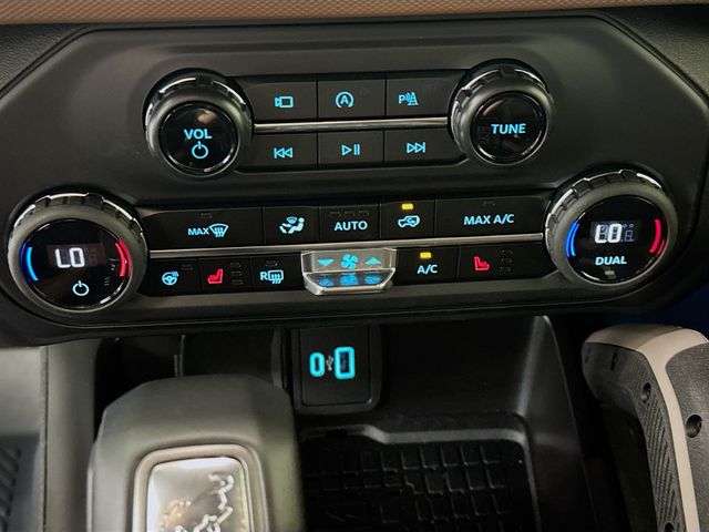 2024 Shadow Black Ford Bronco Outer Banks 4X4 SUV