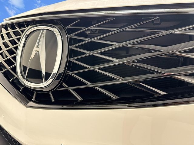 2026 Acura RDX Base - Platinum White Pearl exterior view 10