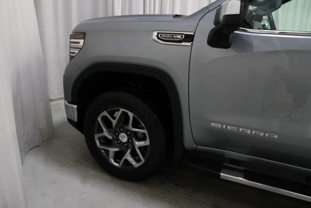 Used 2024 Gray GMC SLT image 32
