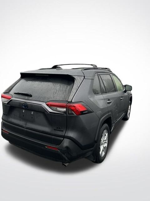 2020 Toyota RAV4 Hybrid LE 3