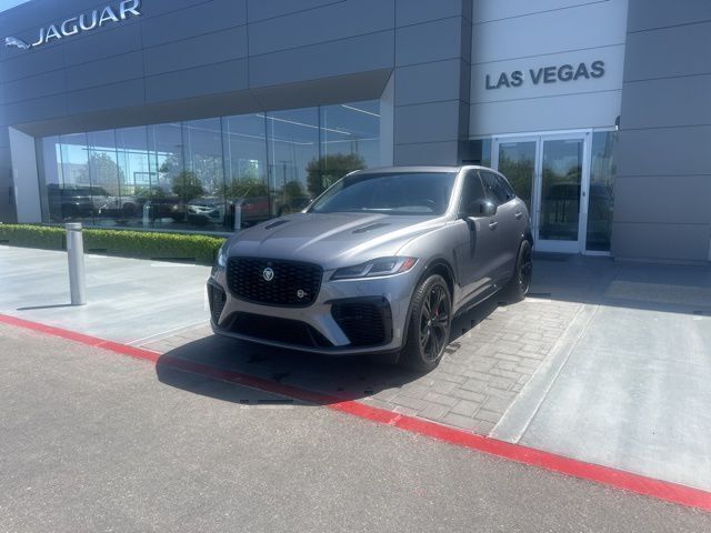 Eiger Gray Metallic 2024 Jaguar F-PACE SVR AWD SUV / Crossover All-Wheel Drive 8-Speed Automatic